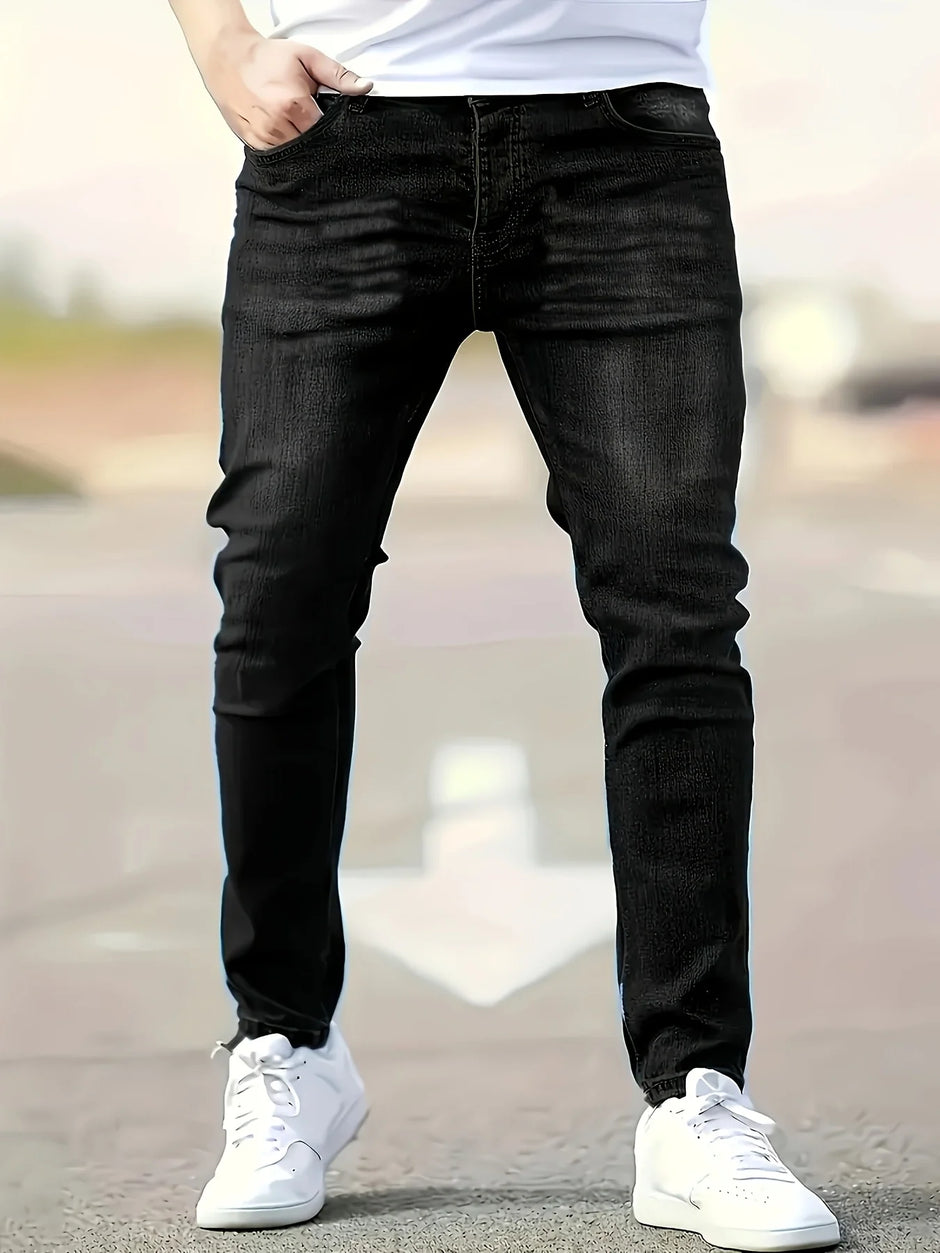 Men's stylish solid-color jeans