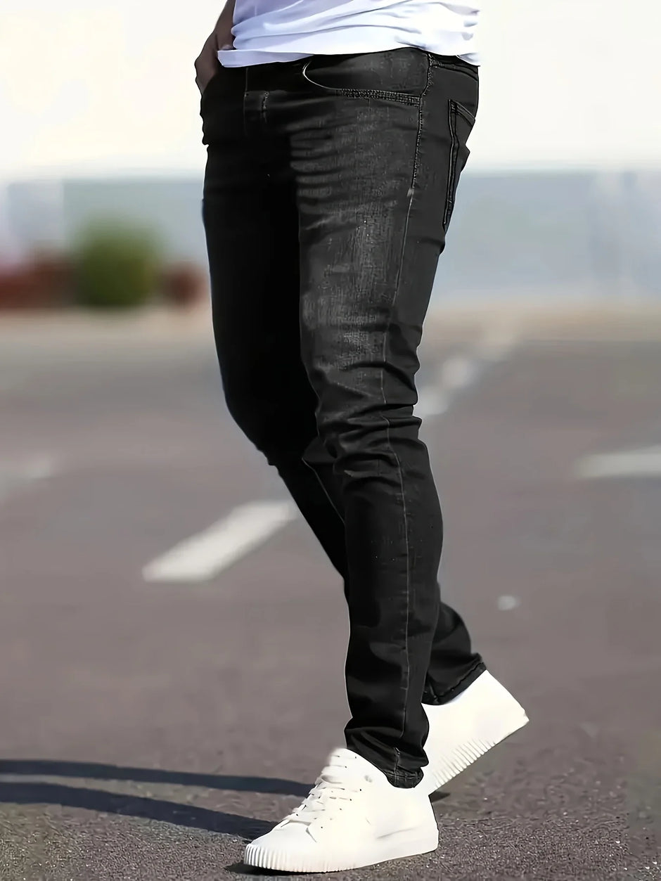 Men's stylish solid-color jeans